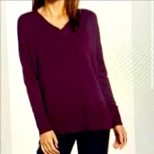 Chelsea 28 V-Neck Sweater